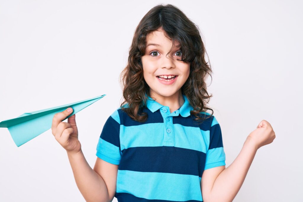 enfant primaire à l'école
